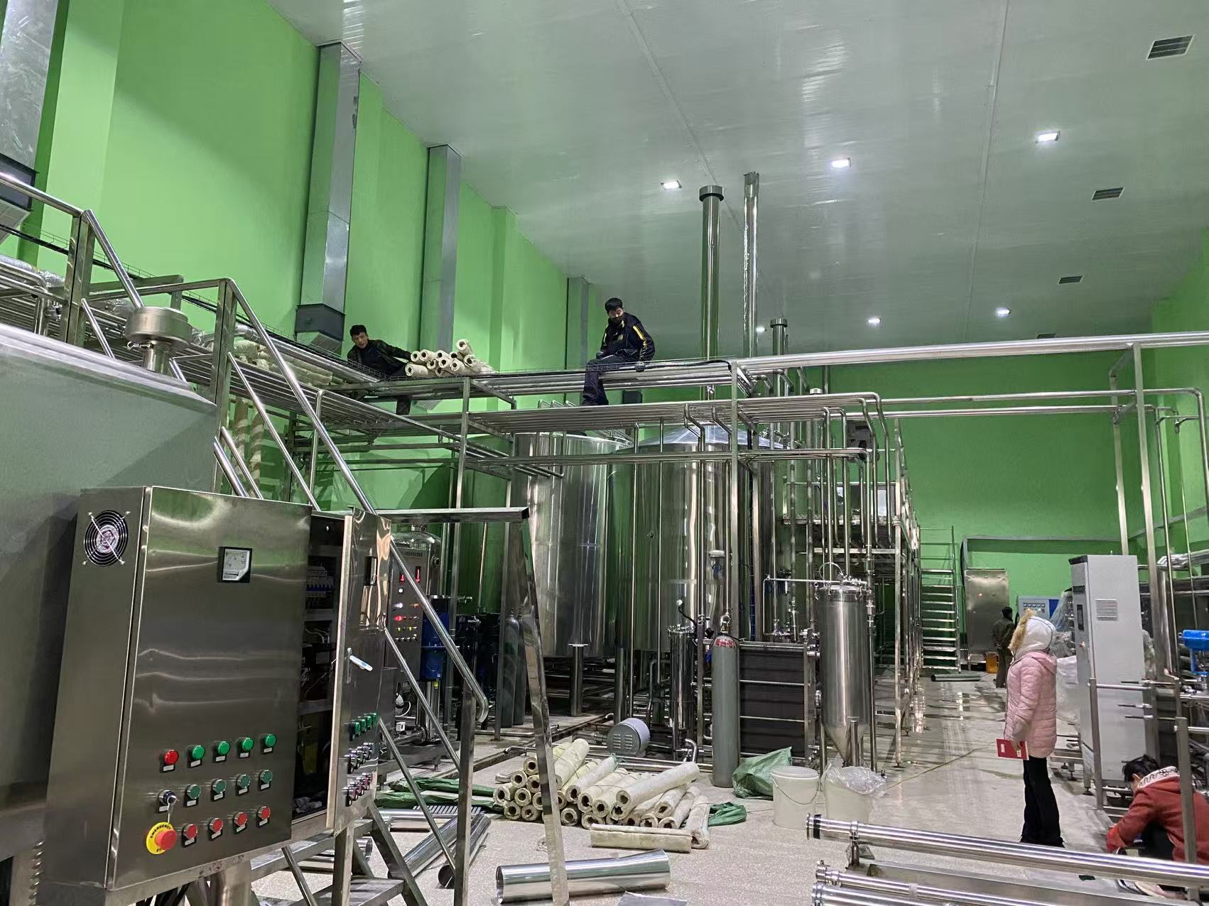 柳州精酿啤酒设备厂—精酿啤酒设备制造：传承工艺与创新科技的交融